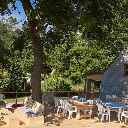 3 Chalet *